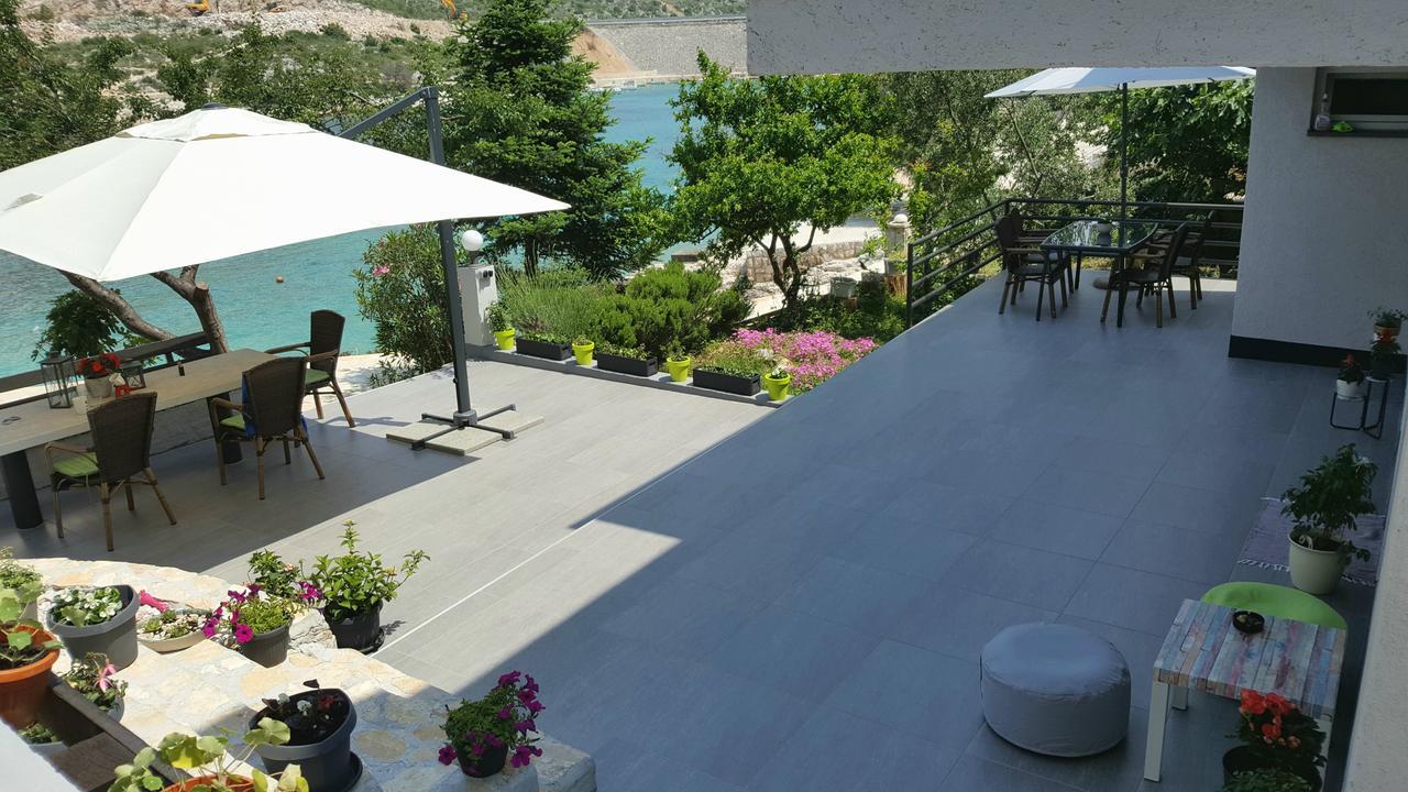 Apartments Petrovic Primosten Ngoại thất bức ảnh